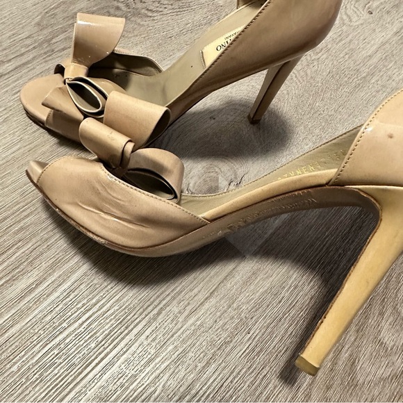 Authentic Valentino Heels - size 38 - Picture 8 of 8